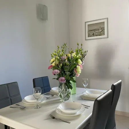 Apartment Seaside Kastela